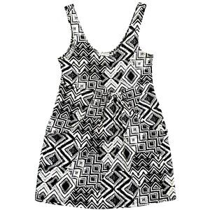 J. Valdi Black & White Graphic Geo Tank Cover‑Up Dress Size M  Flowy Beach Tunic